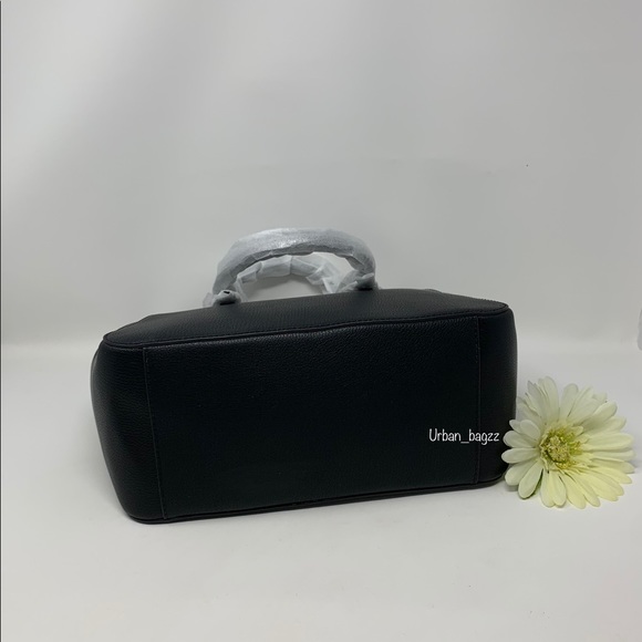 Michael Kors Charlotte Large Satchel - Picture 6 of 9